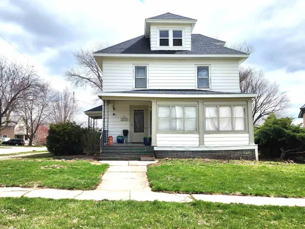 $229,000 | 445 Ohio Street, Darlington, WI 53530