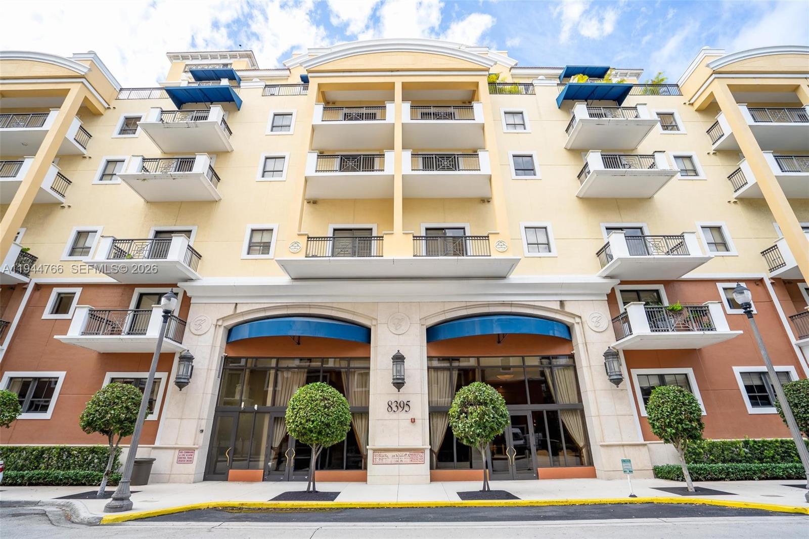 8395 Southwest 73rd Avenue, Unit 314 Miami, FL 33143 - Photo 2 of 49 a view of multiple building