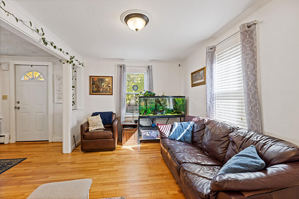 10 Edgewood Street Waterville, ME 04901 - Photo 17 of 64 17_BP5A0111_DxO_mls