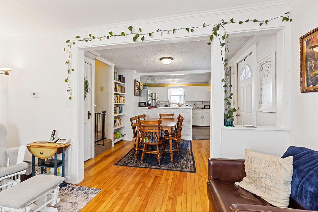 10 Edgewood Street Waterville, ME 04901 - Photo 22 of 64 22_BP5A0108_DxO_mls