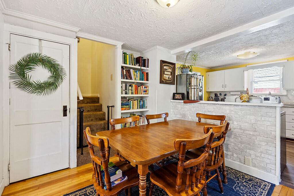 10 Edgewood Street Waterville, ME 04901 - Photo 25 of 64 25_BP5A0087_DxO_mls