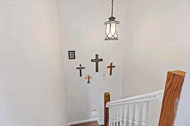 $259,900 | 10 Edgewood Street, Waterville, ME 04901