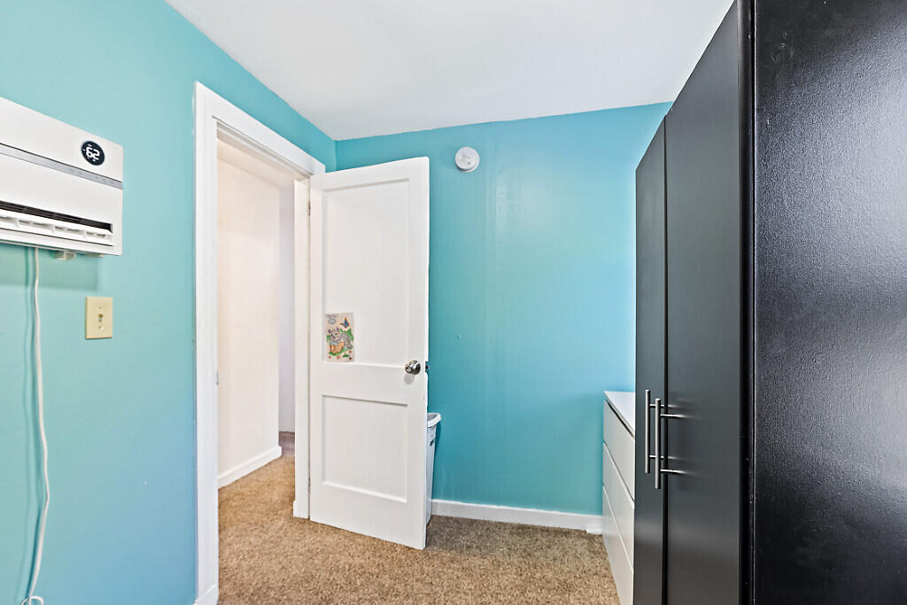 10 Edgewood Street Waterville, ME 04901 - Photo 48 of 64 48_BP5A0027_DxO_mls