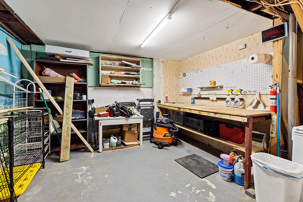 10 Edgewood Street Waterville, ME 04901 - Photo 53 of 64 53_BP5A0120_DxO_mls