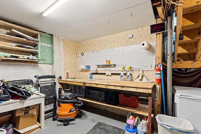 $259,900 | 10 Edgewood Street, Waterville, ME 04901