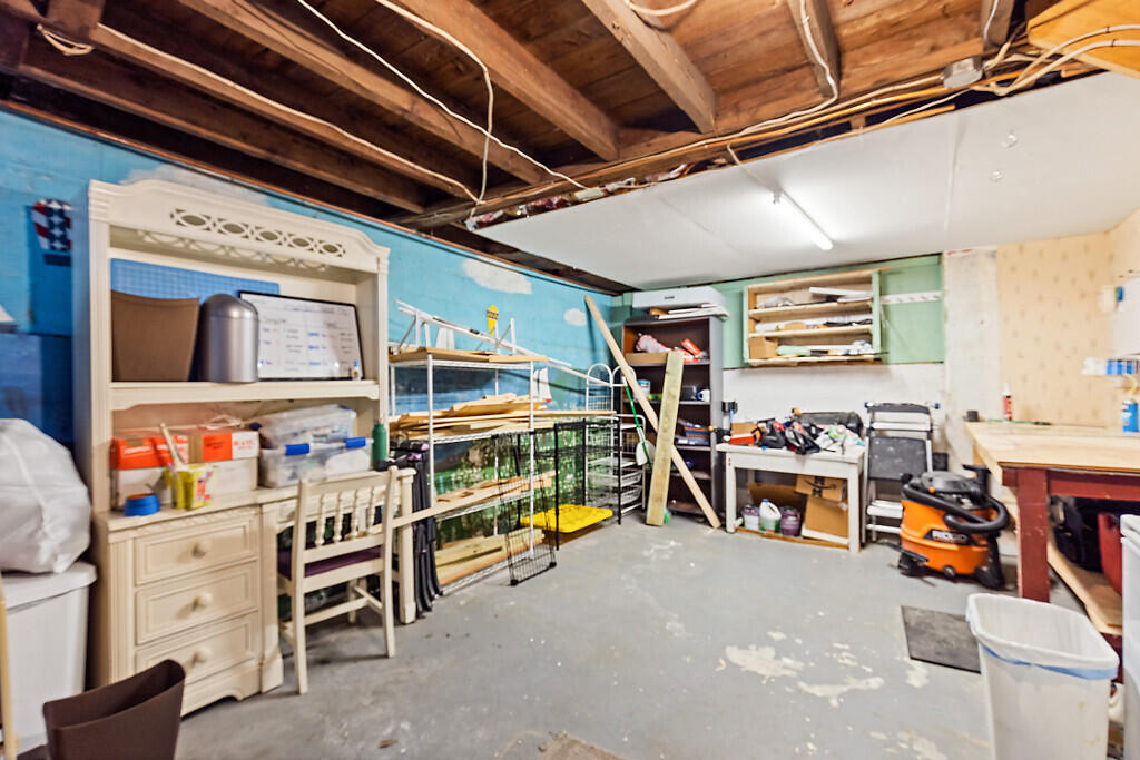 10 Edgewood Street Waterville, ME 04901 - Photo 55 of 64 55_BP5A0141_DxO_mls