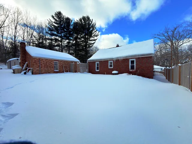 $169,900 | 105 Marvin Road, Roscommon, MI 48653