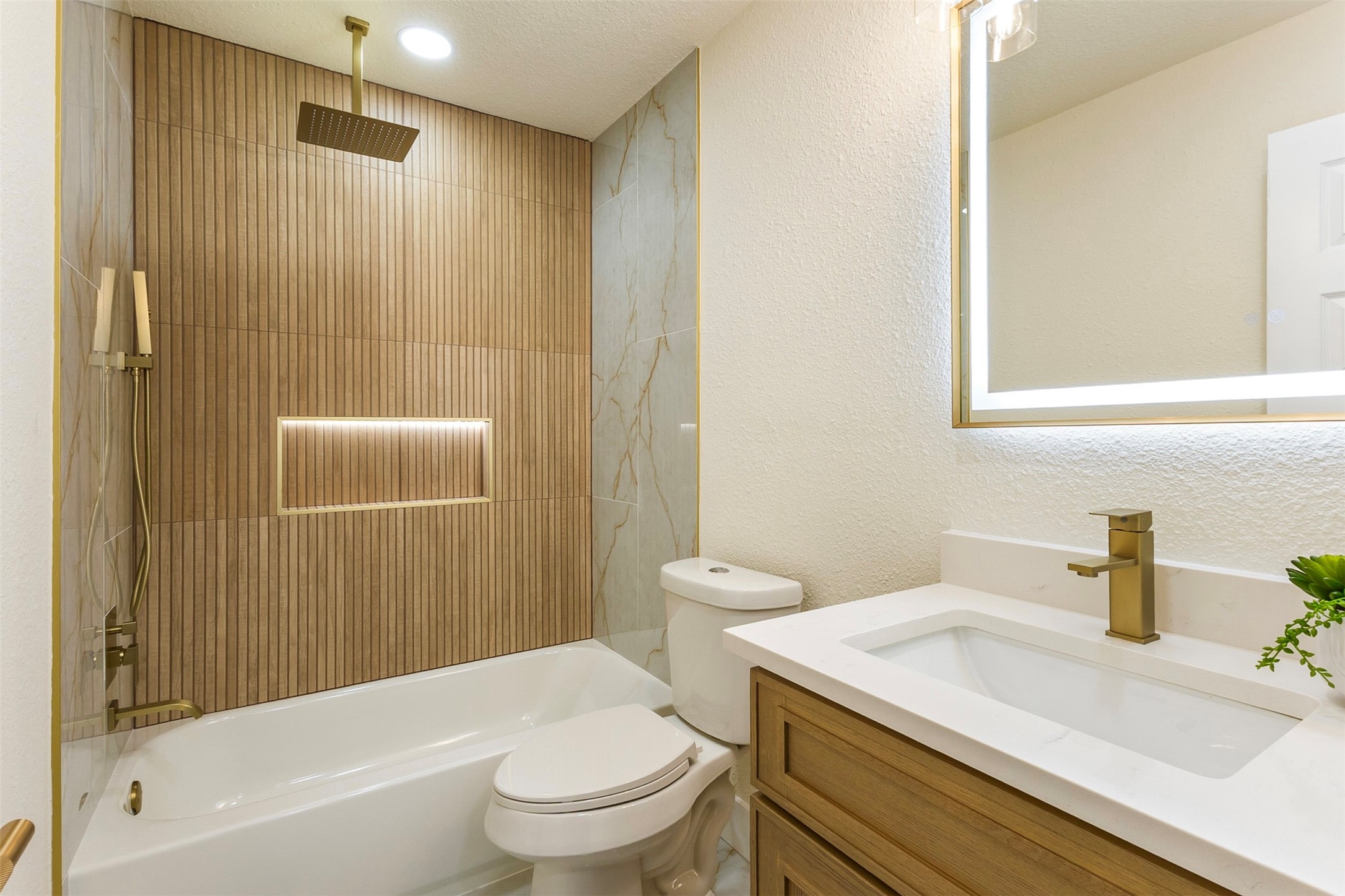 21 North Wavy Oak Circle Spring, TX 77381 - Photo 17 of 35