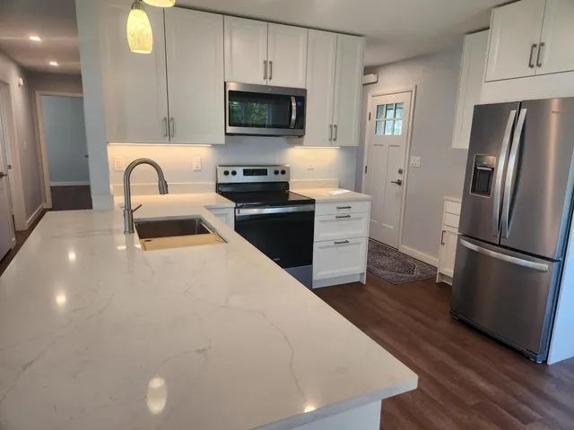 $380,000 | 68540 300th Street, Hartland, MN 56042