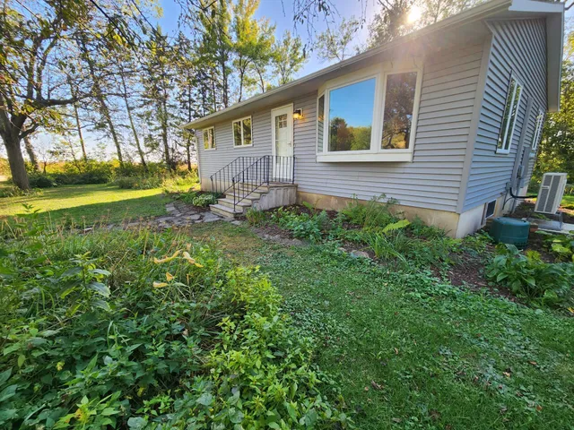 $380,000 | 68540 300th Street, Hartland, MN 56042