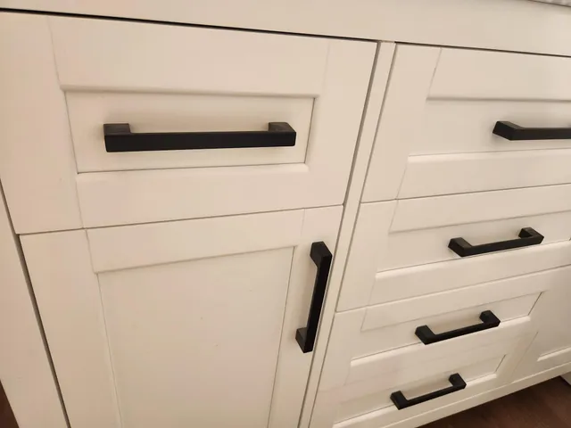 $380,000 | 68540 300th Street, Hartland, MN 56042