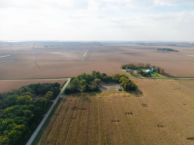 $380,000 | 68540 300th Street, Hartland, MN 56042