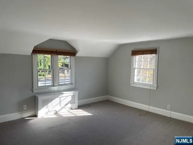 $1,400,000 | 261 East Saddle River Road, Saddle River, NJ 07458