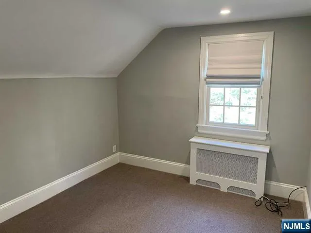 $1,400,000 | 261 East Saddle River Road, Saddle River, NJ 07458