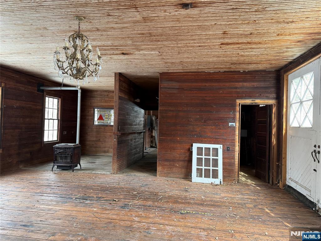 261 East Saddle River Road Saddle River, NJ 07458 - Photo 24 of 33