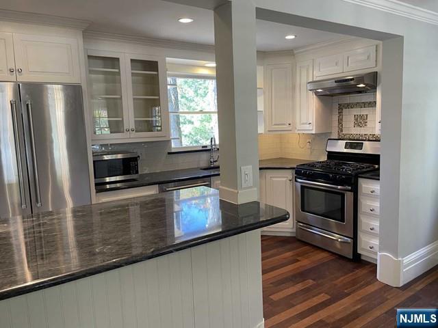 261 East Saddle River Road Saddle River, NJ 07458 - Photo 10 of 22