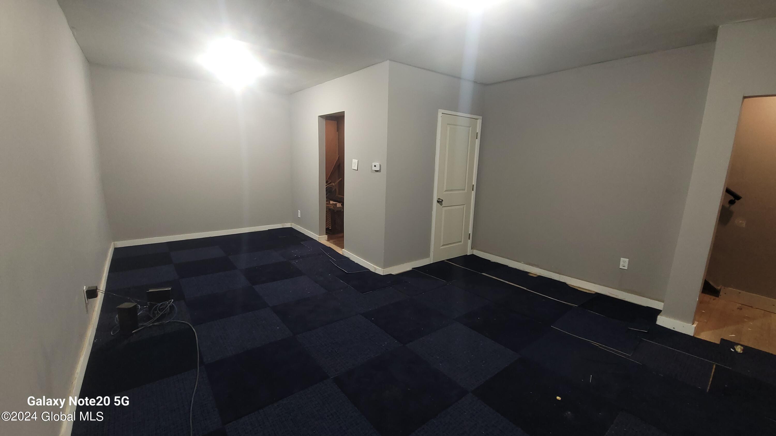 316 2nd Street Albany, NY 12206 - Photo 5 of 38 Living room