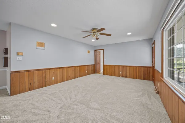 $2,000 | 200 East Pope Avenue, Kenly, NC 27542