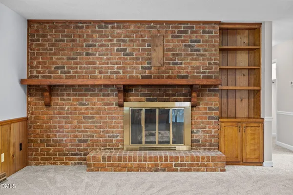 $2,000 | 200 East Pope Avenue, Kenly, NC 27542