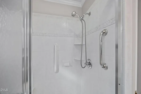 $2,000 | 200 East Pope Avenue, Kenly, NC 27542