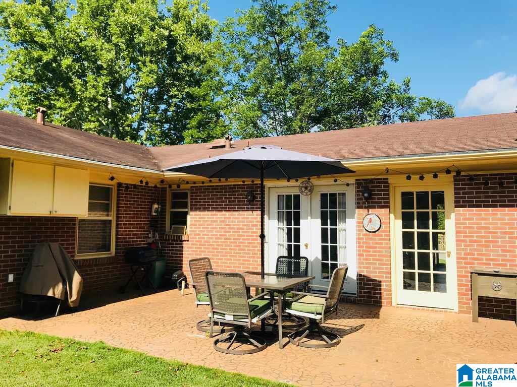 110 Lilla Avenue Clanton, AL 35045 - Photo 2 of 20