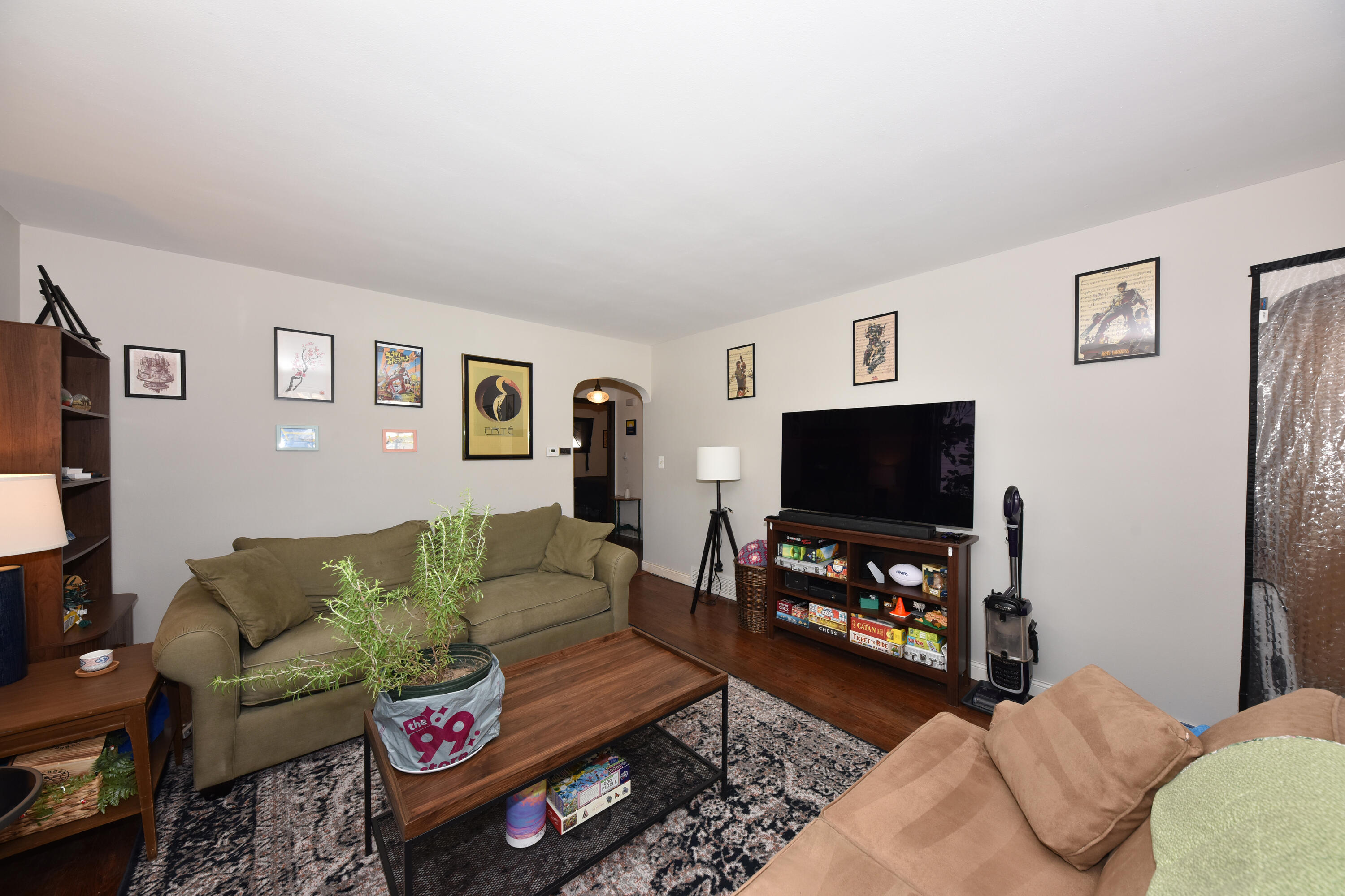 3370 South Howell Avenue, Unit 3372 Milwaukee, WI 53207 - Photo 7 of 38 Lower Living Room