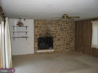 307 Poplar Road Warminster, PA 18974 - Photo 3 of 3