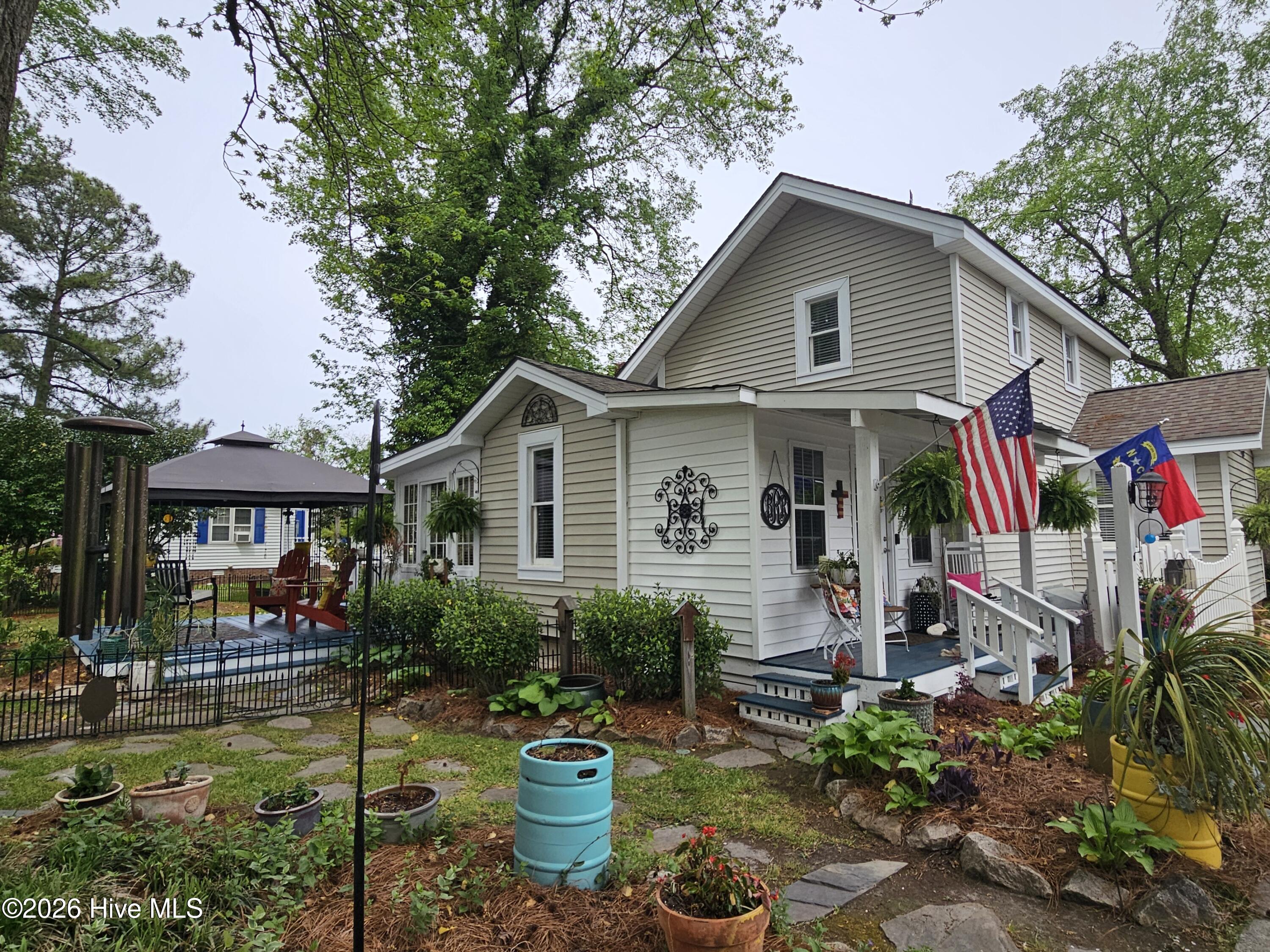 113 Jefferson Street Clinton, NC 28328 - Photo 4 of 27 20260407_124931