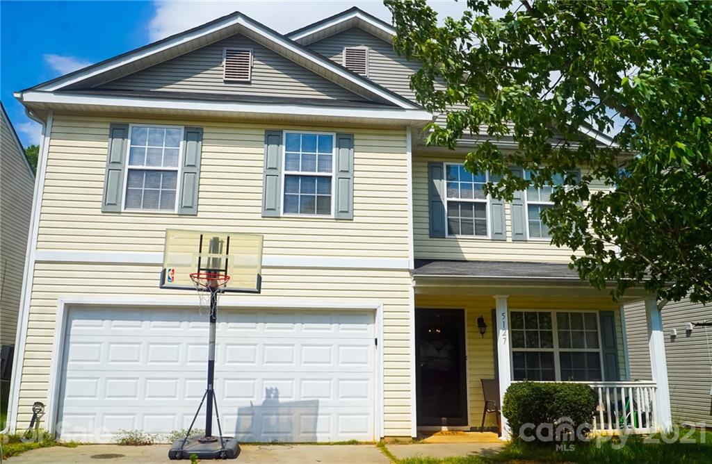 5127 Raspberry Knoll Drive Charlotte, NC 28208 - Photo 1 of 15 Gallery Image 1