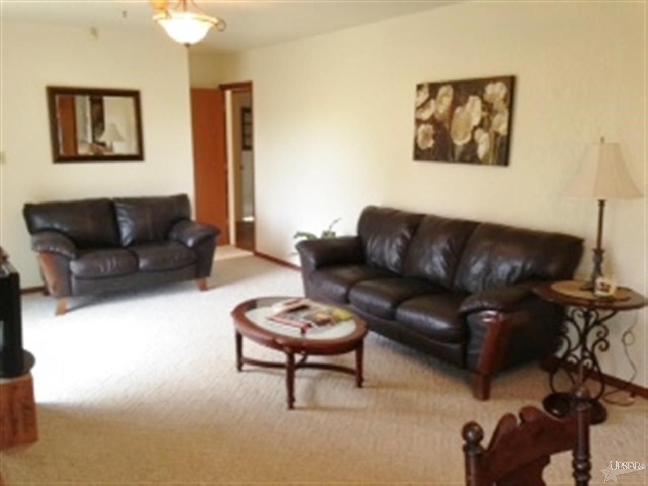 10215 Coverdale Road Fort Wayne, IN 46809 - Photo 4 of 31