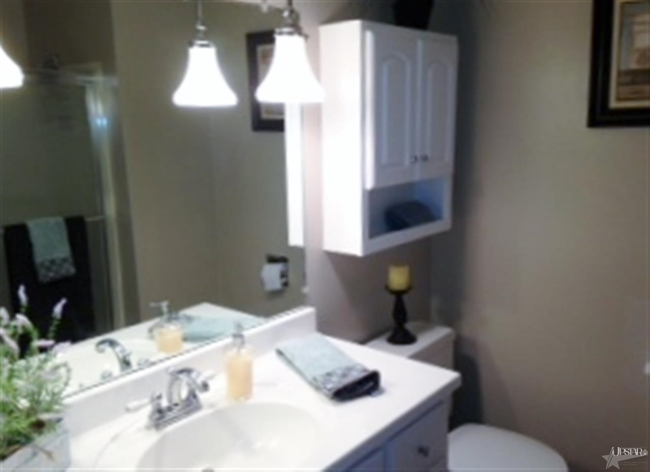10215 Coverdale Road Fort Wayne, IN 46809 - Photo 9 of 31