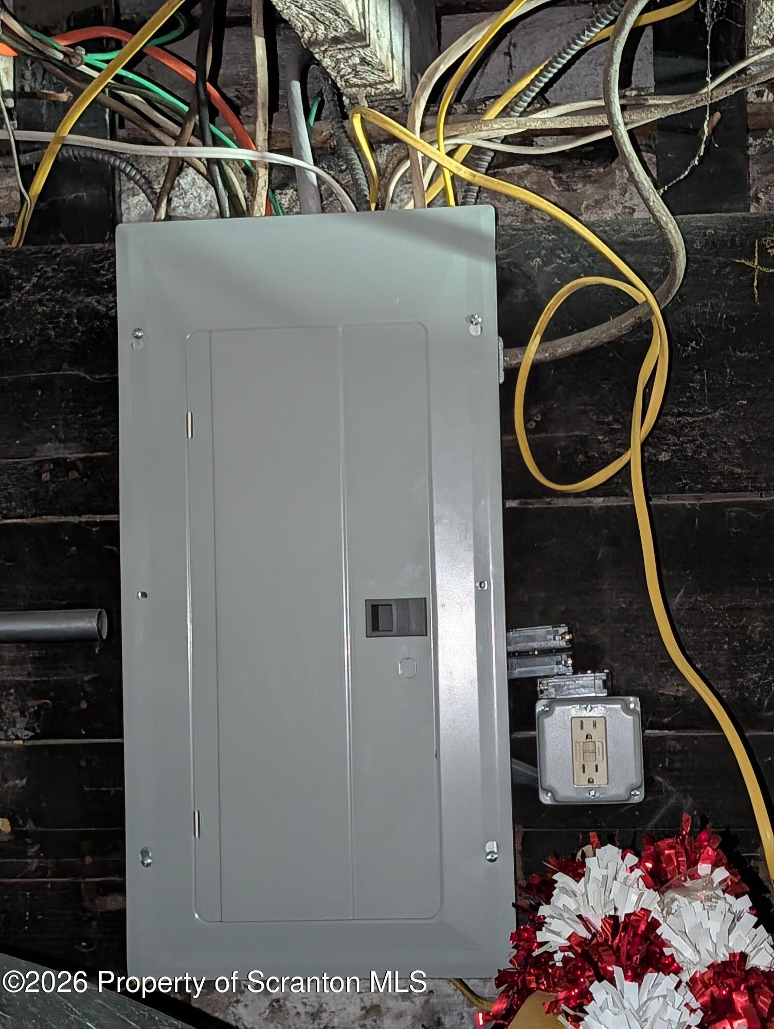 2402 North Main Avenue Scranton, PA 18508 - Photo 14 of 16 a utility room with dryer and washer