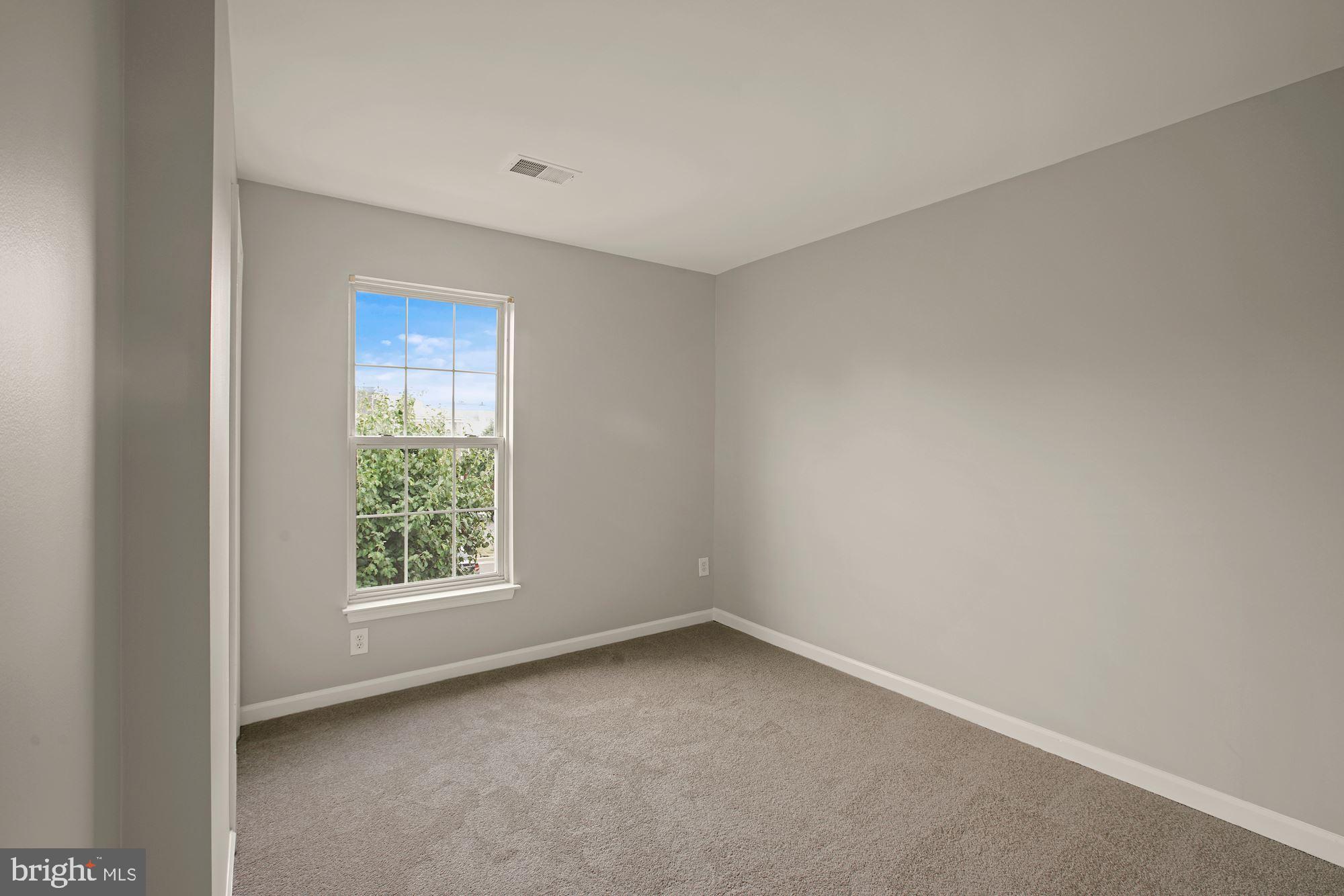 6383 Trips Way Springfield, VA 22150 - Photo 22 of 34