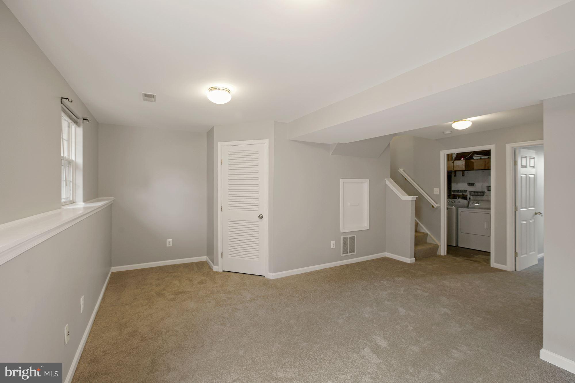 6383 Trips Way Springfield, VA 22150 - Photo 28 of 34