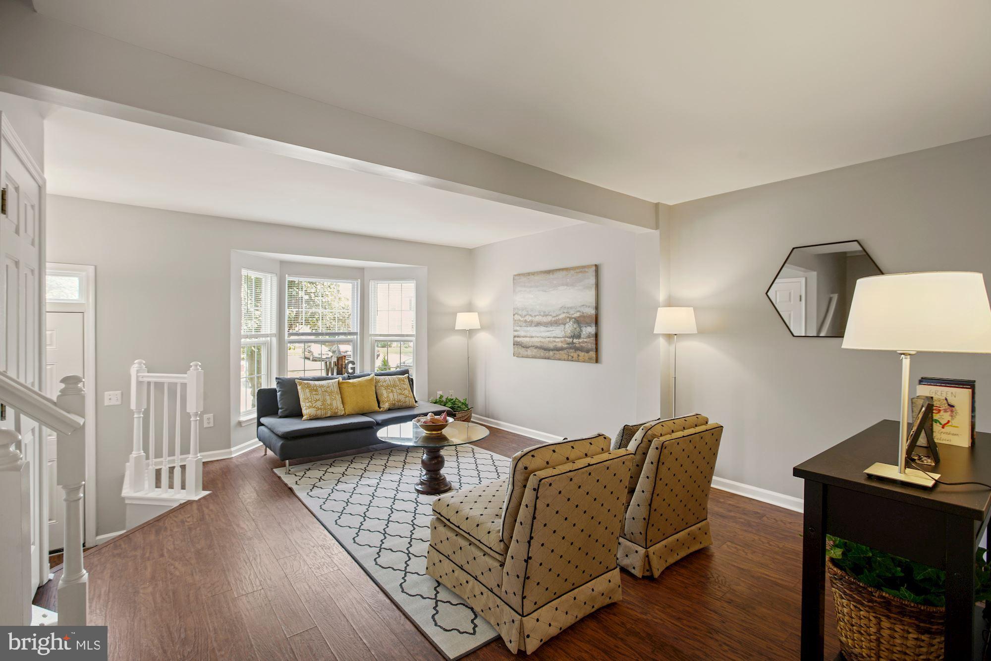 6383 Trips Way Springfield, VA 22150 - Photo 4 of 34