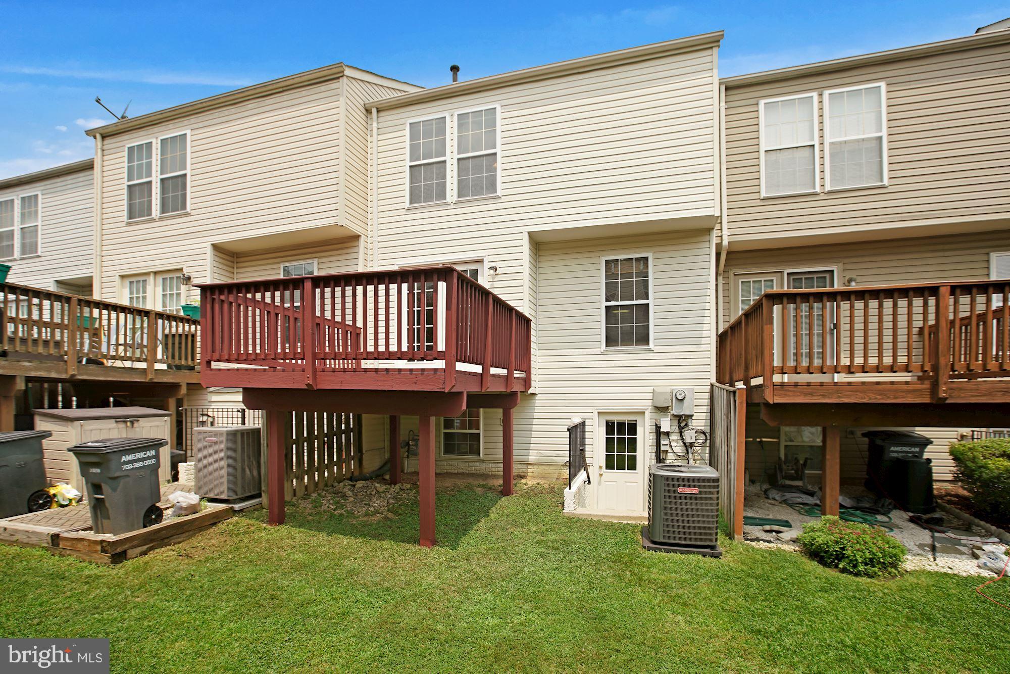 6383 Trips Way Springfield, VA 22150 - Photo 32 of 34