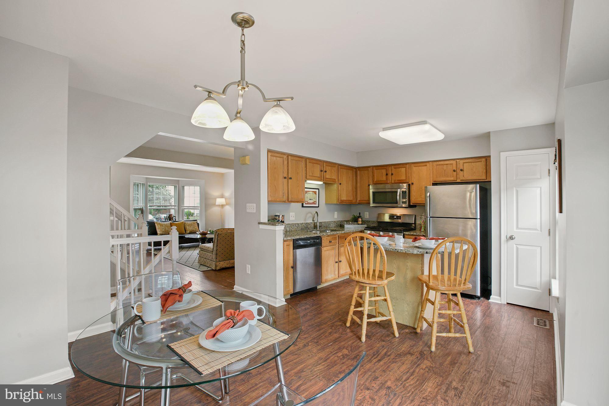 6383 Trips Way Springfield, VA 22150 - Photo 6 of 34