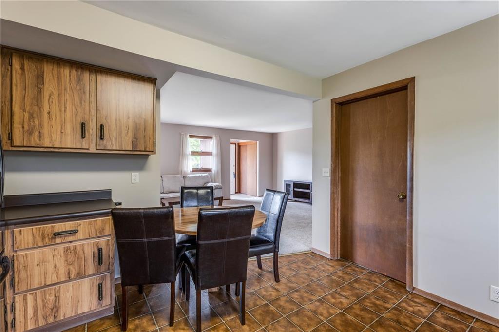 916 East Ridge Avenue Conway, PA 15027 - Photo 12 of 24 Gallery Image 12