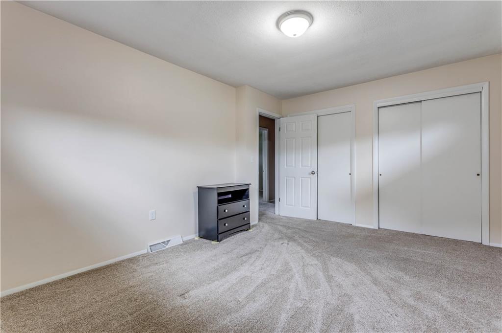 916 East Ridge Avenue Conway, PA 15027 - Photo 15 of 24 Gallery Image 15