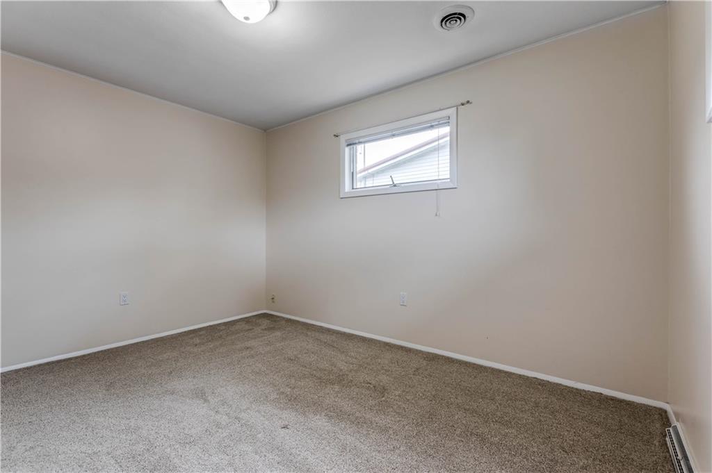 916 East Ridge Avenue Conway, PA 15027 - Photo 17 of 24 Gallery Image 17