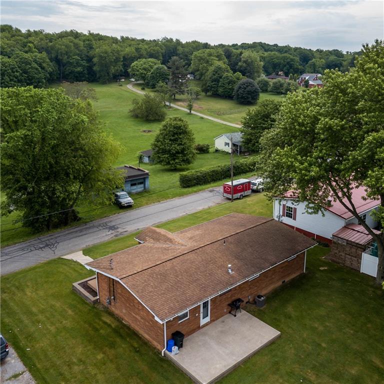 916 East Ridge Avenue Conway, PA 15027 - Photo 20 of 24 Gallery Image 20