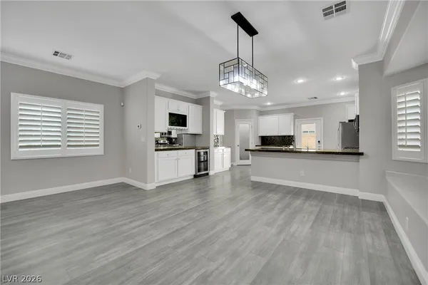 $3,500 | 5017 Lower Falls Court, Las Vegas, NV 89141