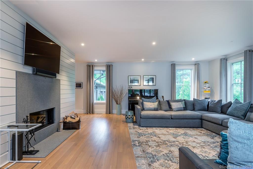 33 Arrow Point Road Warren, CT 06777 - Photo 16 of 32