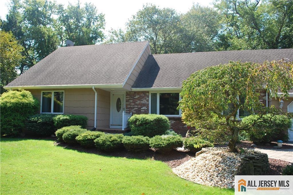 132 Union Valley Road Monroe Township, NJ 08831 - Photo 2 of 55 Gallery Image 2