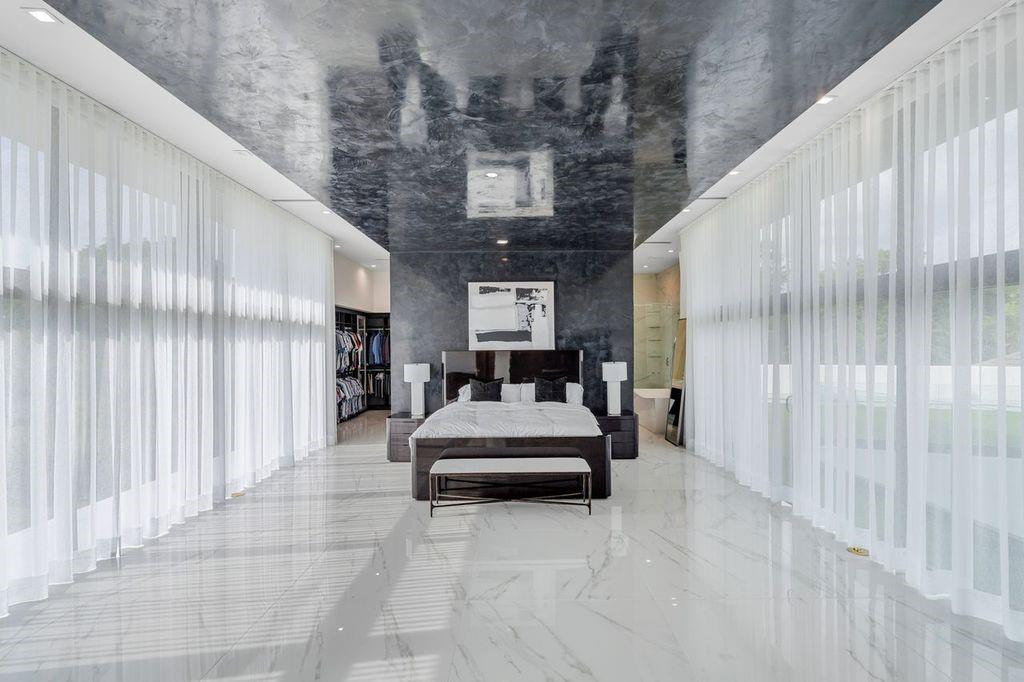 19 Gatehouse Road Sea Ranch Lakes, FL 33308 - Photo 32 of 61 Photo 32