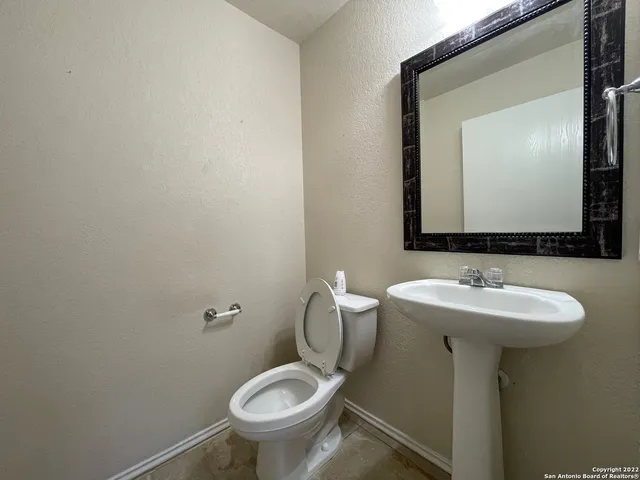 $1,795 | 6506 Falcons Heights, San Antonio, TX 78233