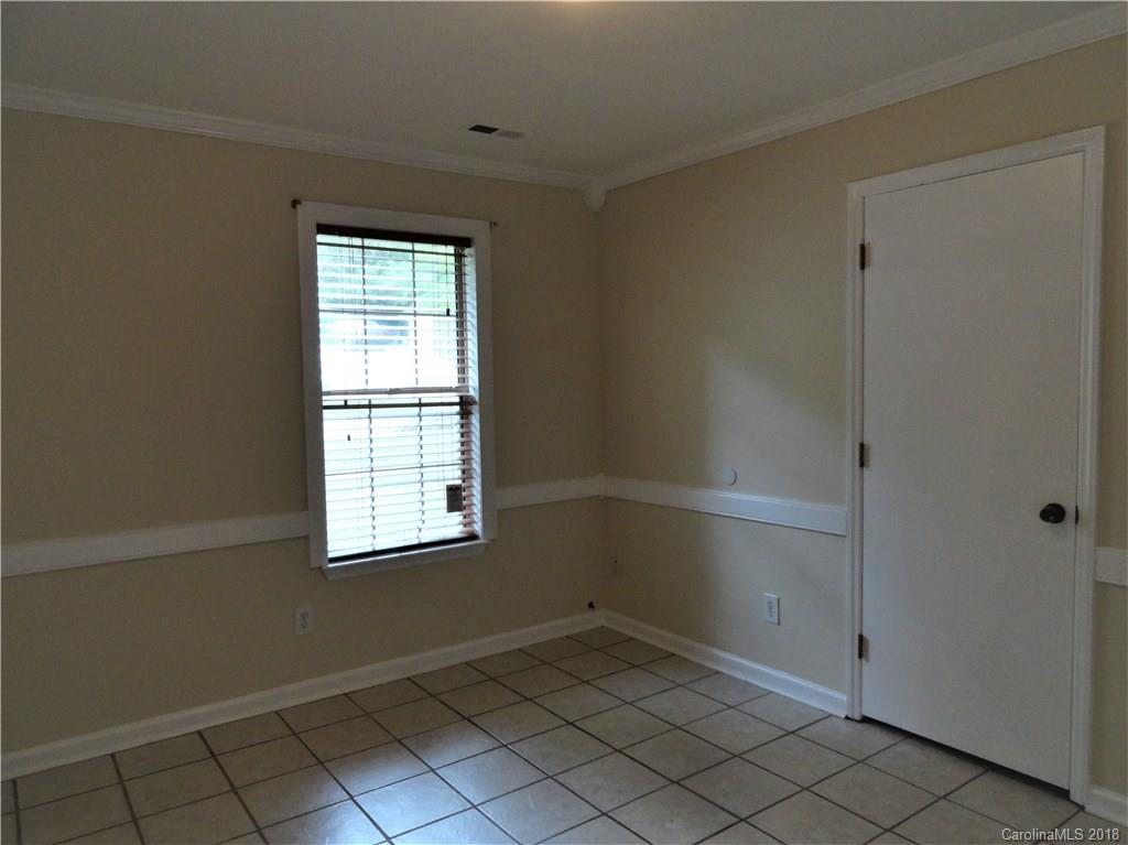 811 Foxborough Road Charlotte, NC 28213 - Photo 11 of 14