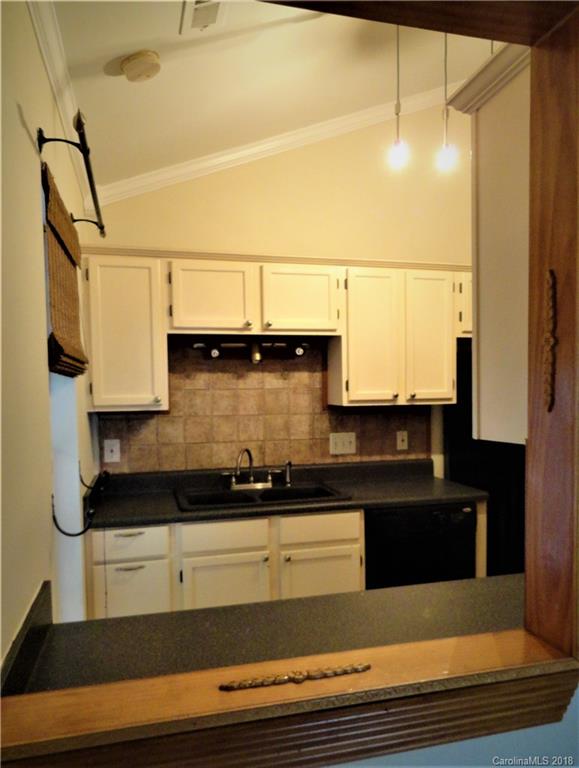 811 Foxborough Road Charlotte, NC 28213 - Photo 6 of 14