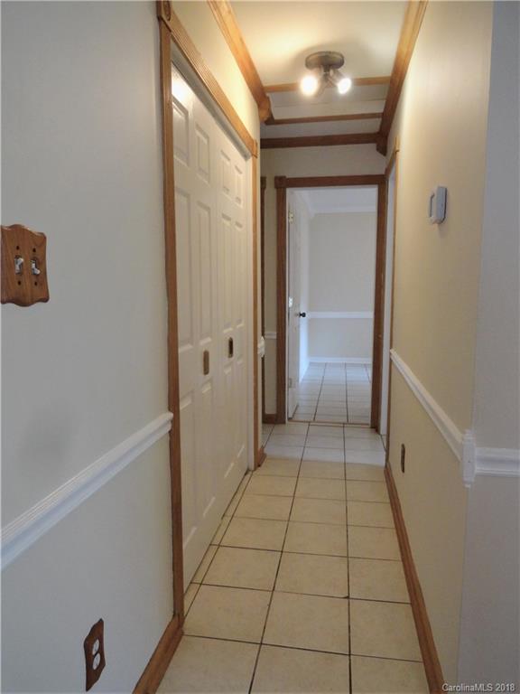 811 Foxborough Road Charlotte, NC 28213 - Photo 7 of 14