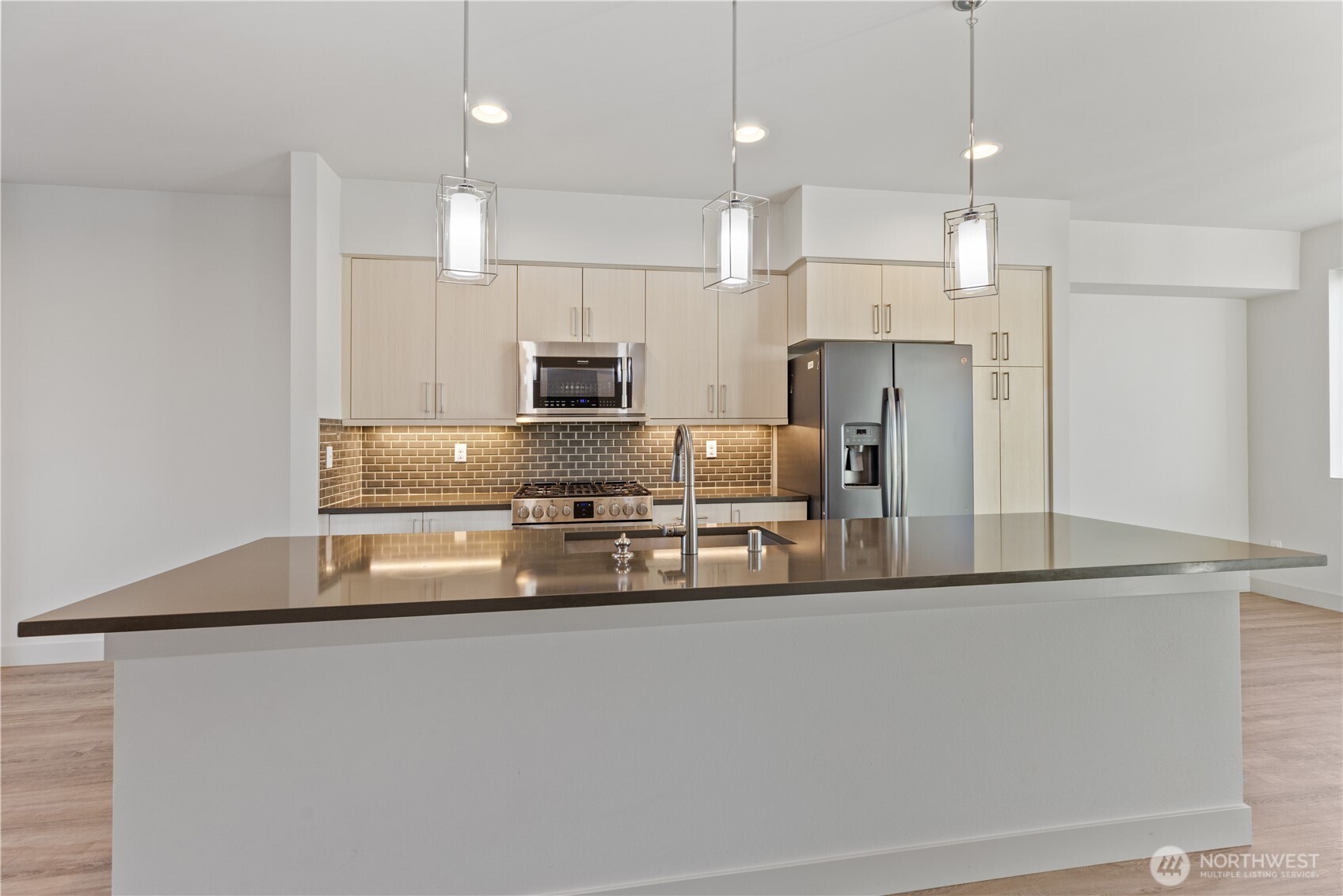 17905 35th Avenue Southeast, Unit B4 Bothell, WA 98012 - Photo 7 of 24